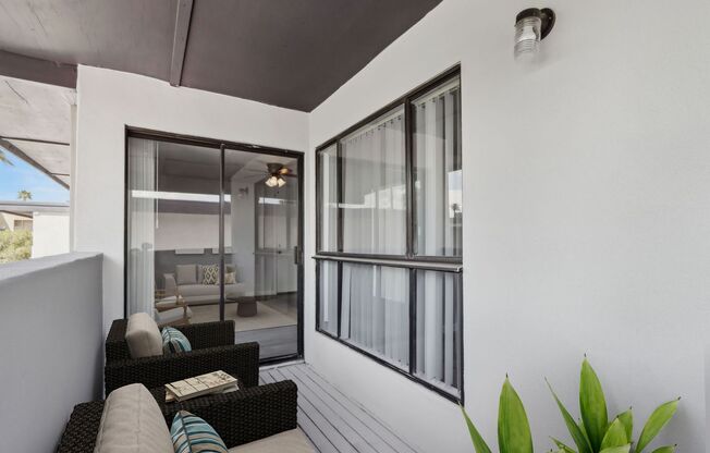 2 beds, 1 bath, 730 sqft, $1,149, Unit 1C