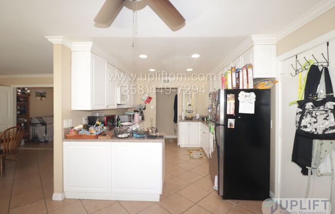 5 Bedroom 2 Bath Home In Oceanside ** Move In Special $300 Off First Month's Rent**