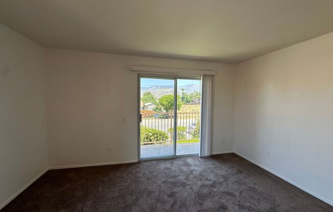 3bd/2ba Condo - Mentone, CA