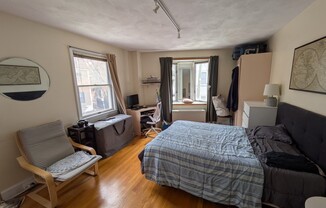 12 Mount Auburn St.