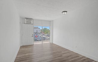 Studio, 1 bath, 450 sqft, $1,600, Unit 1685-15
