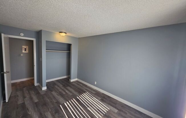 1 bed, 1 bath, 450 sqft, $745, Unit Unit 2001-28