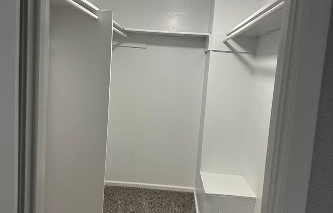 3 beds, 3.5 baths, 2,700 sqft, $1,999