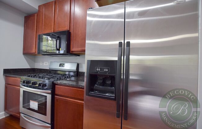 7357-67 N Ashland Ave