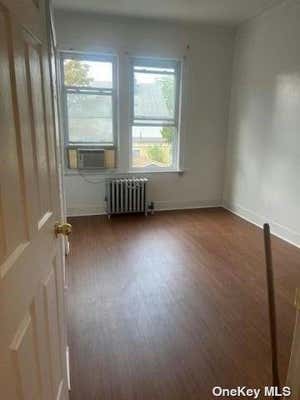 3 beds, 1 bath, $2,800