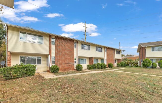 2 Bedroom Walking Distance to NCSU!