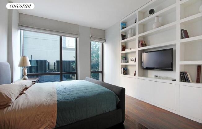 1 bed, 1.5 baths, 1,066 sqft, $7,070, Unit 680