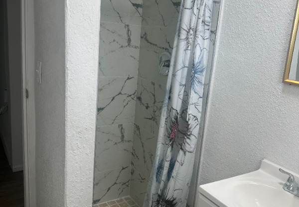 1845 N TAMIAMI TRL