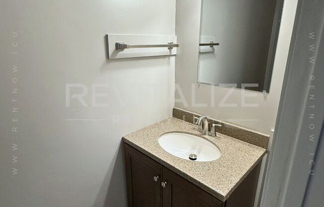 2 beds, 1.5 baths, $1,000