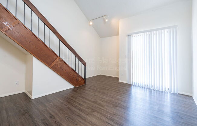 Studio, 1 bath, 384 sqft, $595, Unit 2110