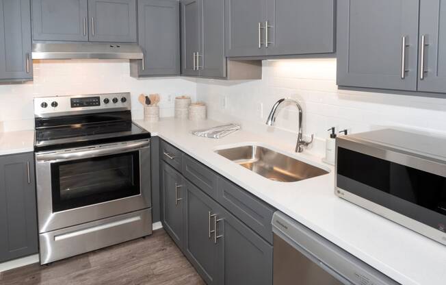 Kitchen Appliances at Audenn Apartments, Minnesota