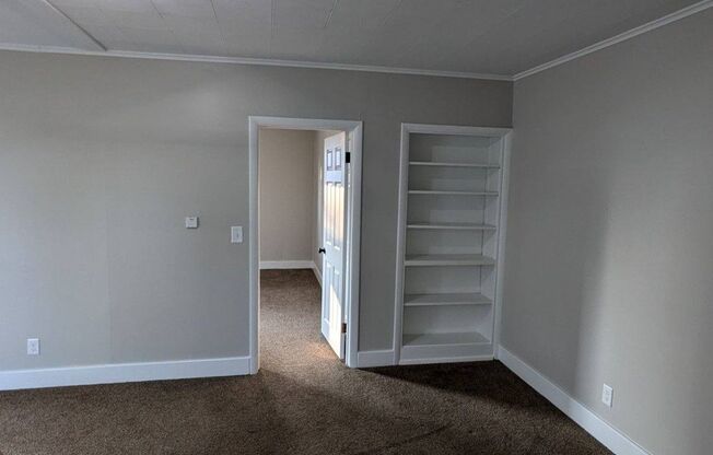 1 bed, 1 bath, 700 sqft, $950