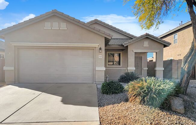 Great location near Bell Rd in Surprise! All appliances! Landscape Service!