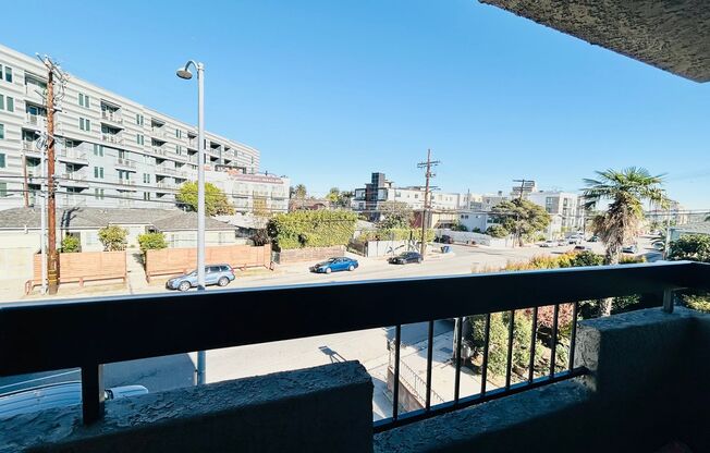 1 bed, 1 bath, $2,395, Unit 201