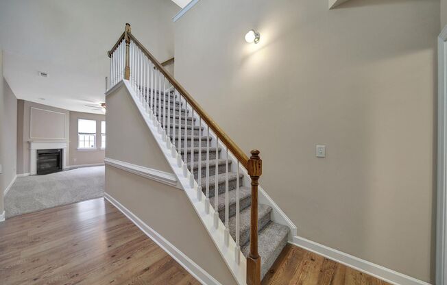Beautiful Three Bed Two and Half Bath Townhome in South Charlotte!