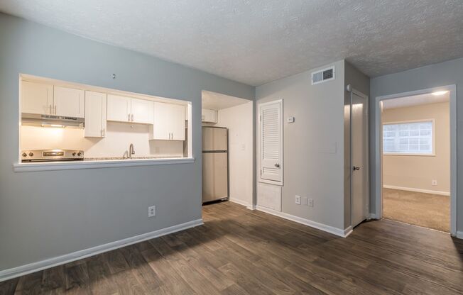 1 bed, 1 bath, 650 sqft, $1,126, Unit 3535-J15