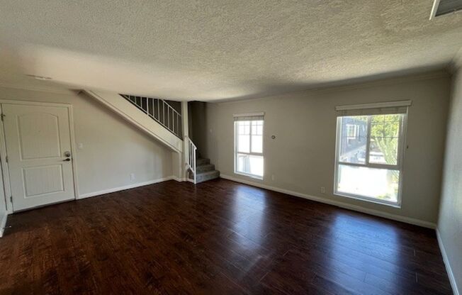 2 beds, 1.5 baths, 990 sqft, $2,810, Unit 5008