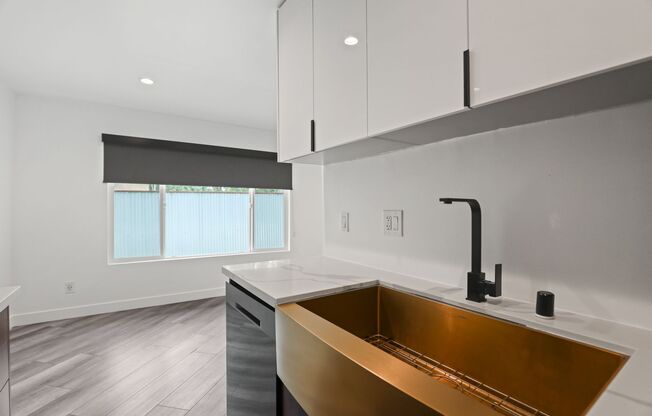 6307 Elgin Street Apartments