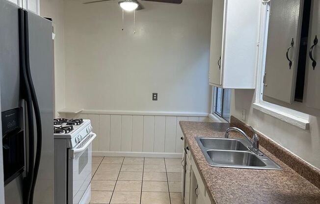 1 bed, 1 bath, 620 sqft, $1,995