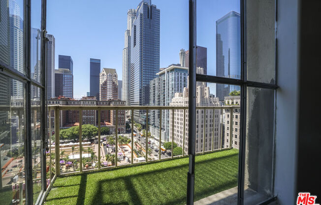 1 bed, 1 bath, 800 sqft, $2,500, Unit 1104