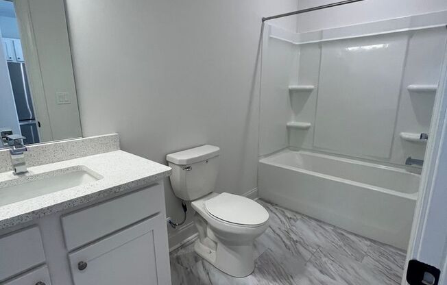 2 beds, 2 baths, 1,190 sqft, $2,000, Unit B305