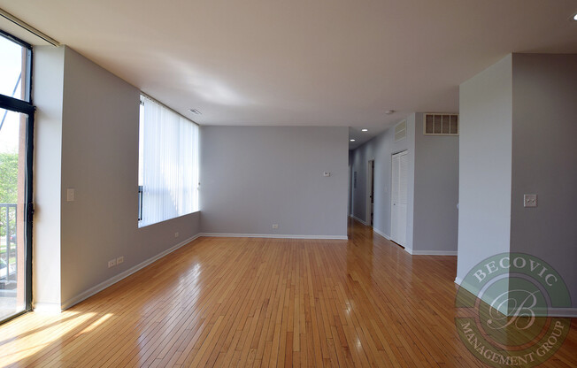 2 beds, 2 baths, 900 sqft, $2,500, Unit 203