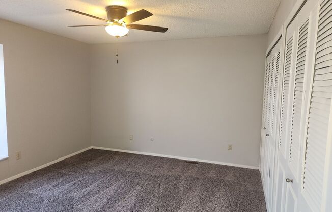 2 beds, 1 bath, $1,250, Unit C