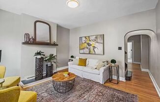 BEAUTIFULLY REMODELED 2 BR / 1 Bath home in the heart of Oakland!