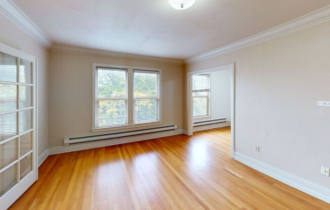 Historic Charm Steps from UW — The Stanford Apartments
