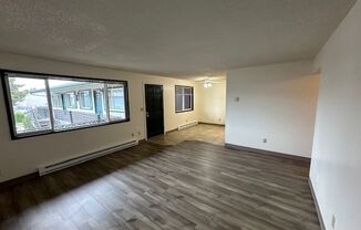 2 beds, 1 bath, 700 sqft, $1,475, Unit 8