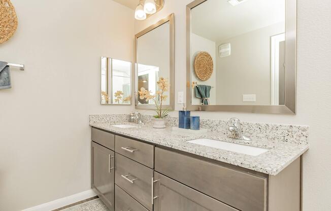 1 bed, 1 bath, 776 sqft, $1,250