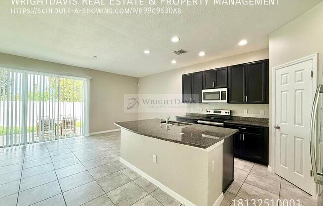 7123 SUMMER HOLLY PL