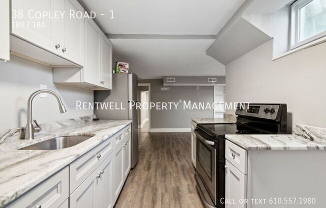 38 COPLEY RD