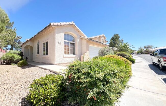 Nice corner lot single story house