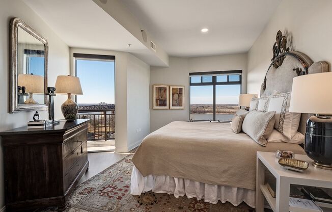 3 beds, 3.5 baths, $10,000, Unit Units 1005-1006
