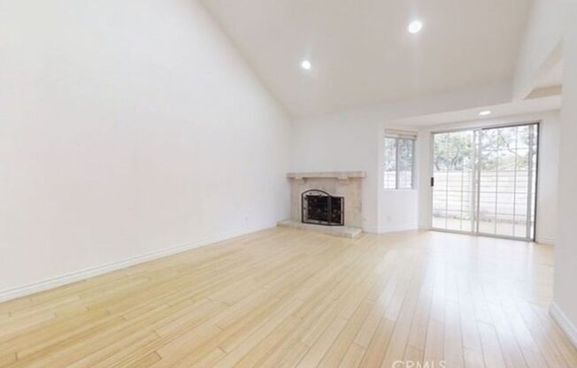 Gorgeous 3 Bed, 2.5 Bath in Irvine– Coming Soon!