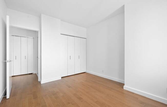 1 bed, 1 bath, $4,300, Unit 12C