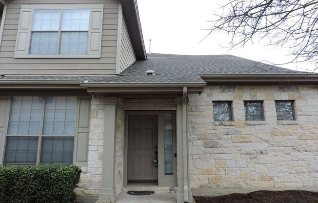 Gorgeous Three Bedroom Condo in South Austin