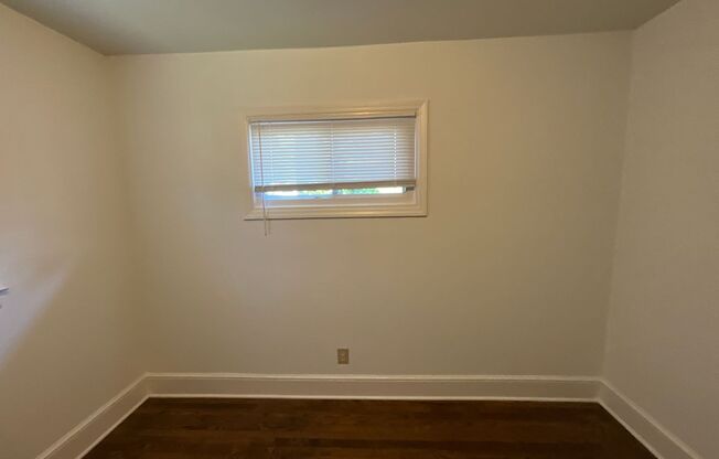 3 beds, 1 bath, $1,695