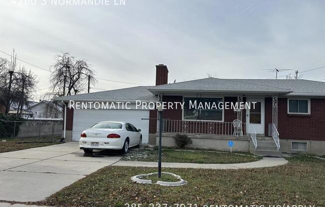 4260 S NORMANDIE LN
