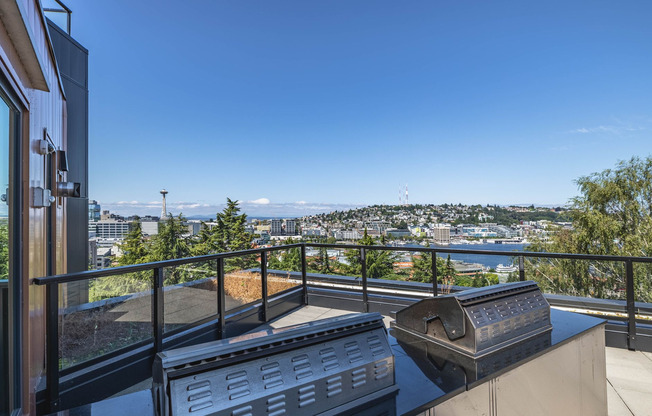 Studio, 1 bath, 348 sqft, $1,721, Unit 309