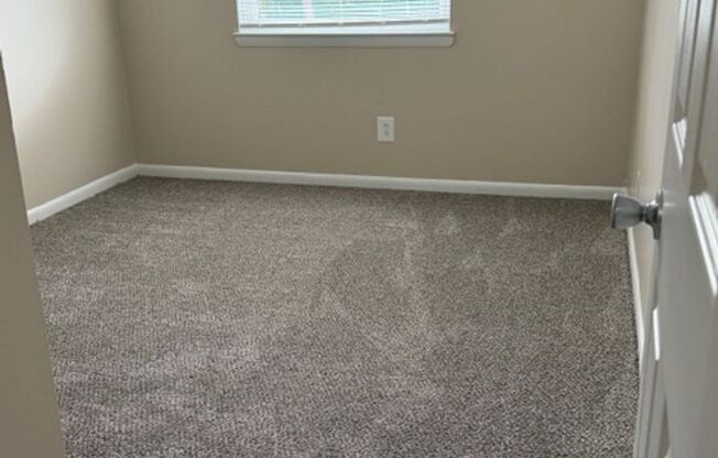 2 beds, 1 bath, 800 sqft, $1,135, Unit 7101M