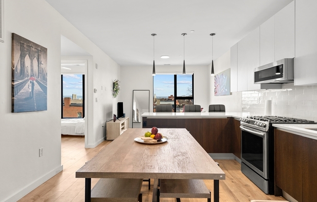 1 bed, 1 bath, 570 sqft, $3,300, Unit 504