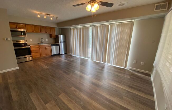 1 bed, 1 bath, 550 sqft, $900, Unit 208