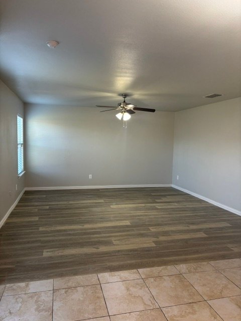 1428 MONTOYA LN