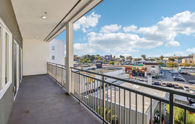 2 beds, 2 baths, 1,030 sqft, $3,150, Unit 306