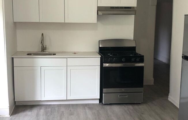 2 beds, 1 bath, 1,000 sqft, $1,200, Unit Unit 2