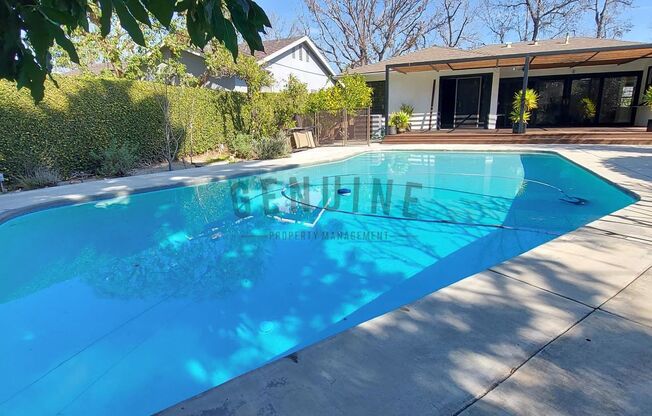 Beautiful Pool House in Santa Ana ~  3 Bedrooms Plus Large Room for Office or Den