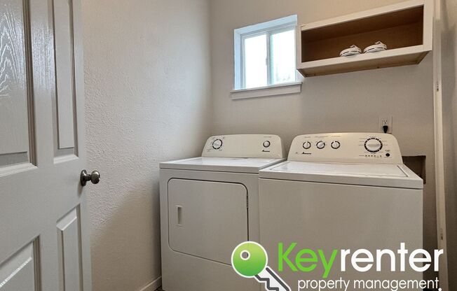 Modern 3-Bedroom, 2-Bath Downstairs Duplex Rental in the Heart of Tacoma's Vibrant 6th Ave District