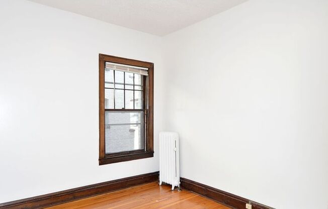1 bed, 1 bath, 425 sqft, $990, Unit 7 - 02
